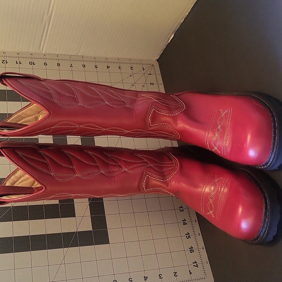 John Fluevog Shoes - JOHN FLUEVOG "COWBOY HIGH" RED BOOTS. WOMAN'S SIZE 9. EXCELLENT USED COND.